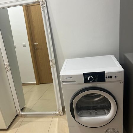 Mrm Aparthome Флорешты Экстерьер фото